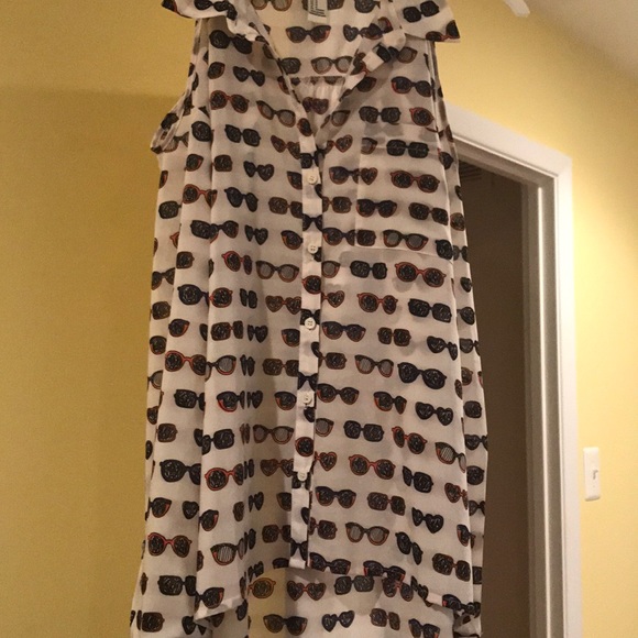 Long sleeve sheer top - Picture 2 of 4